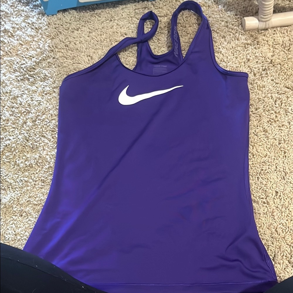 Nike Purple Sleeveless Fitted Tank Top